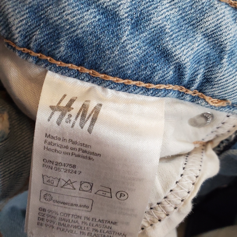 Jeans - Picture 3 of 3